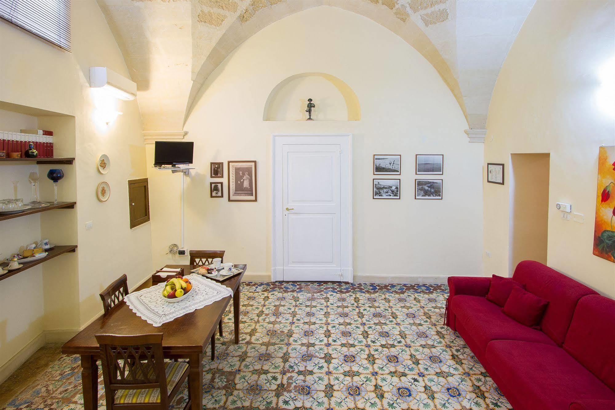 B&B Casa Li Santi Лече Екстериор снимка